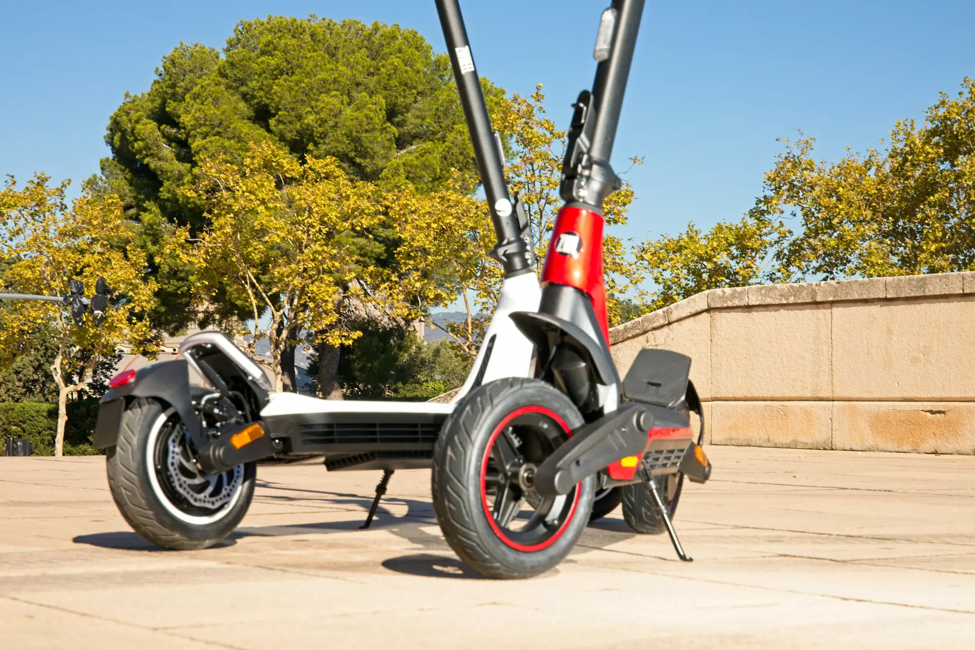 Cómo cuidar los neumáticos de tu patinete eléctrico: Guía para alargar su vida útil