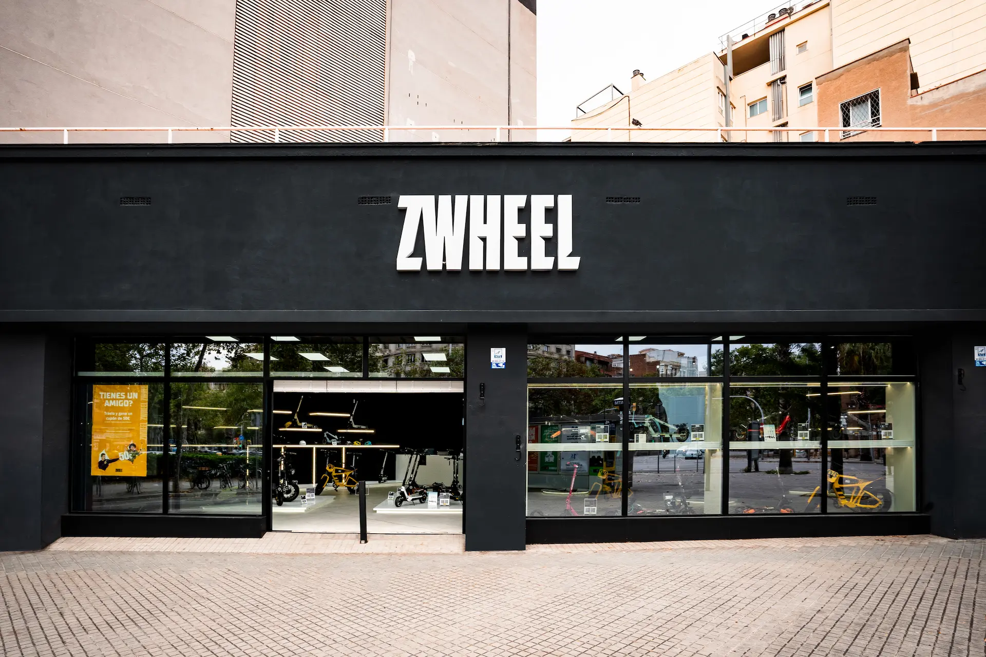 Inauguramos nuestra tienda oficial en Barcelona