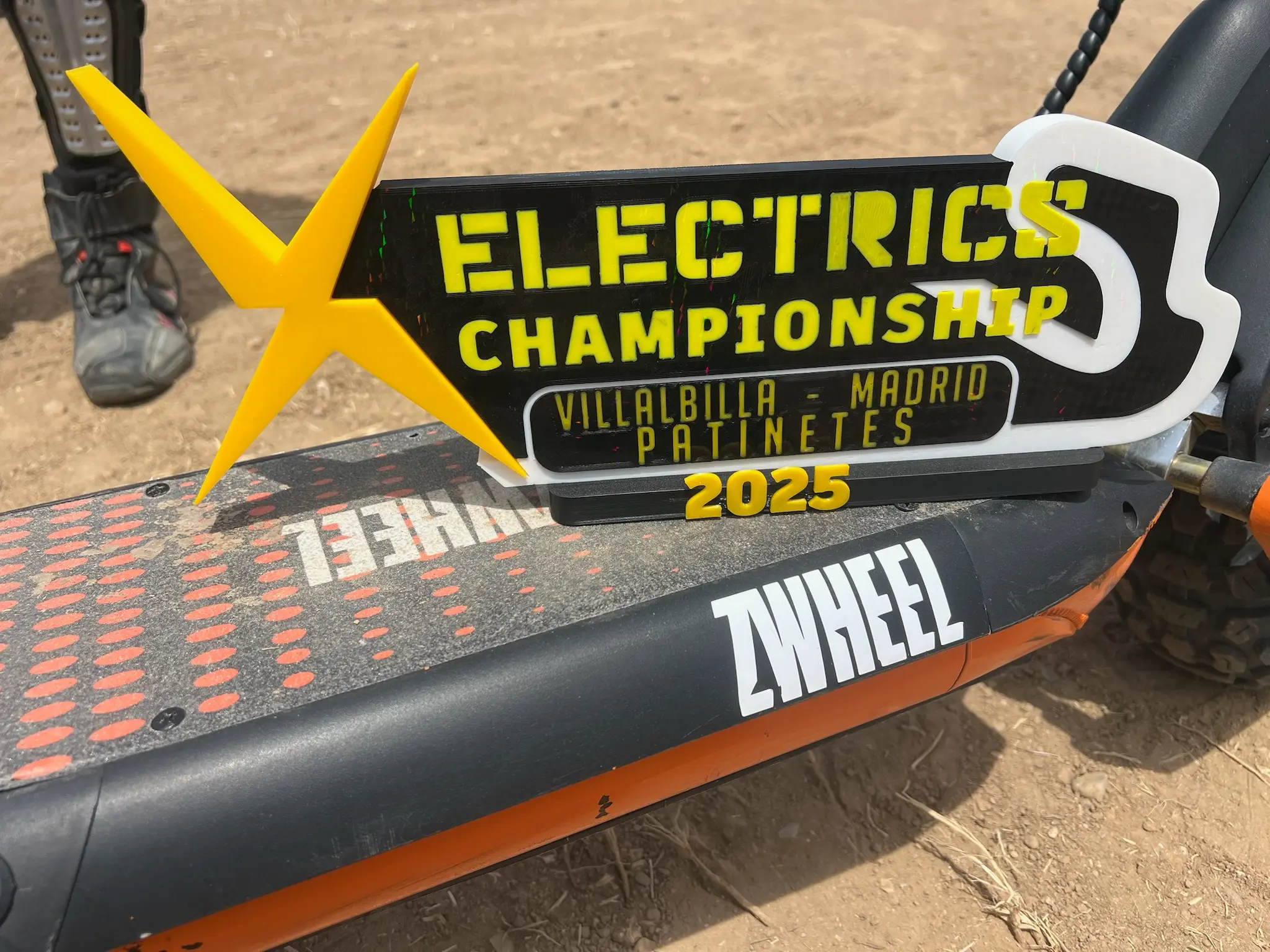 ZCougar Duo: El patinete offroad ganador que revoluciona las carreras