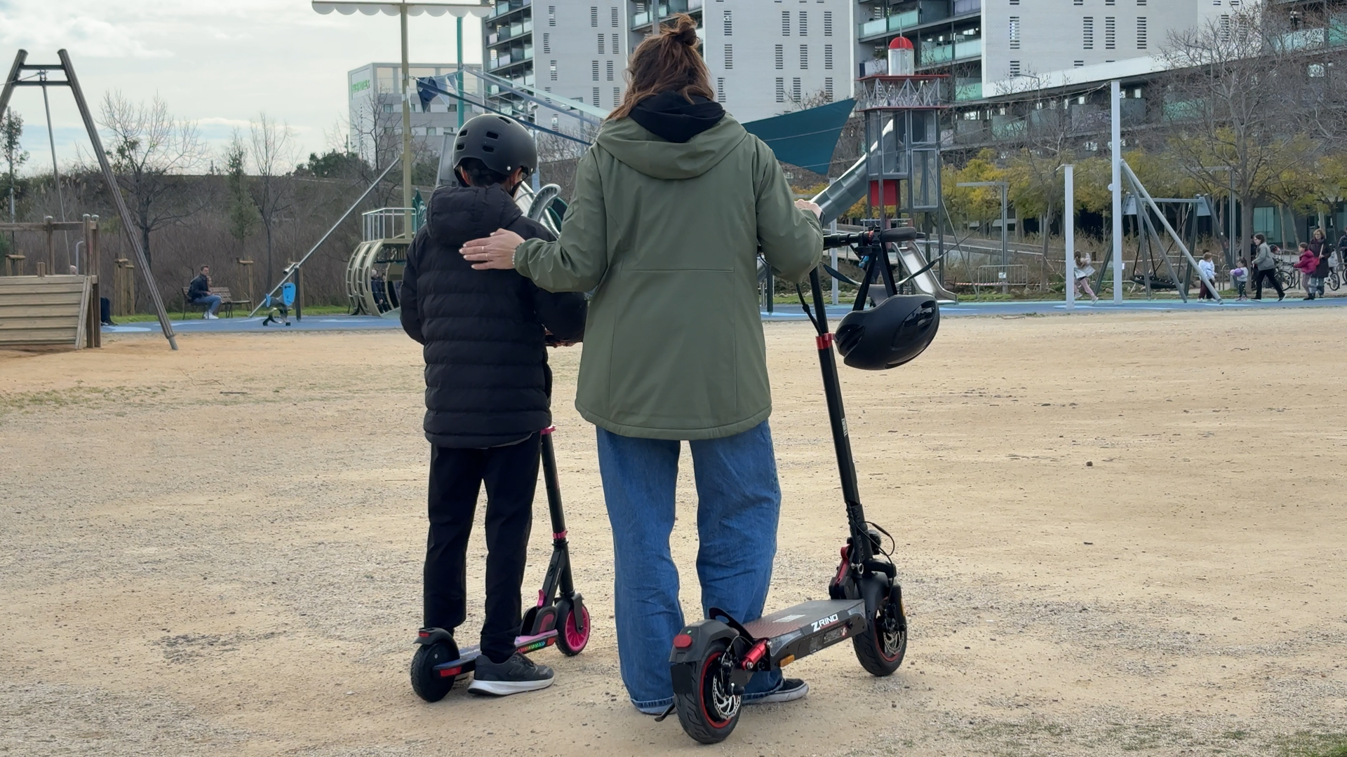 Actividades familiares con patinete eléctrico Zwheel: Diversión, movilidad y seguridad